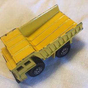 Dump truck car toy Mathbox Lesney 1976